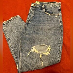 Abercrombie & Fitch Mom Jeans